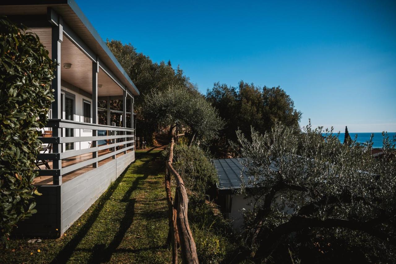 Agriturismo Rose Di Pietra Pietra Ligure Exteriér fotografie